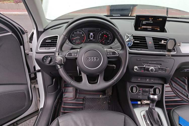 Used Audi Q3 2018 30th Anniversary Edition 30 TFSI Fashion Model
