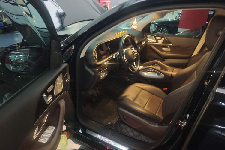 Used Mercedes-Benz GLE 2022 GLE 350 4MATIC Stylish Model
