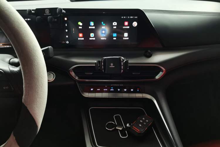 Used CHANGAN UNI-T 2020 1.5T Flagship Version Audio And AC Panel