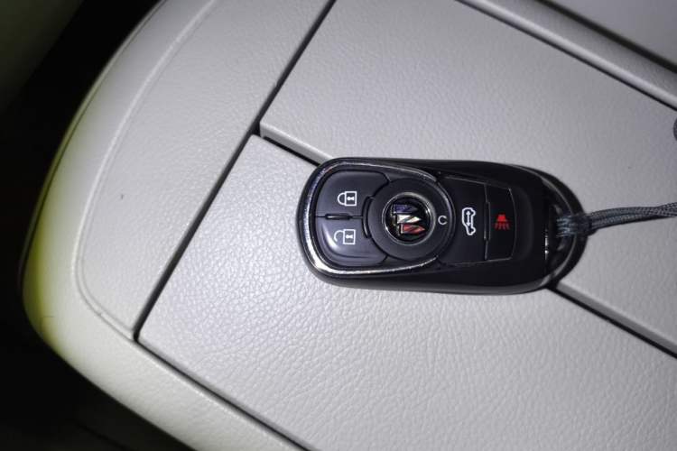 Used Buick GL8 2022 Land Business Class 652T Luxury Model
