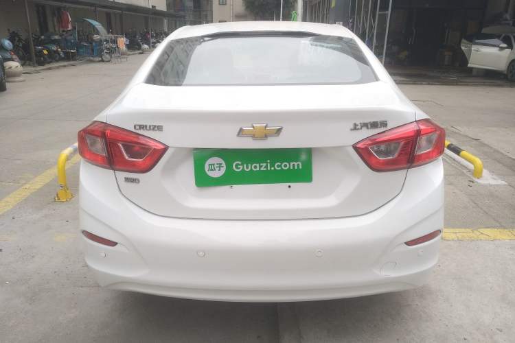 Used Chevrolet Cruze 2018 320 Automatic Pioneer Sunroof Edition