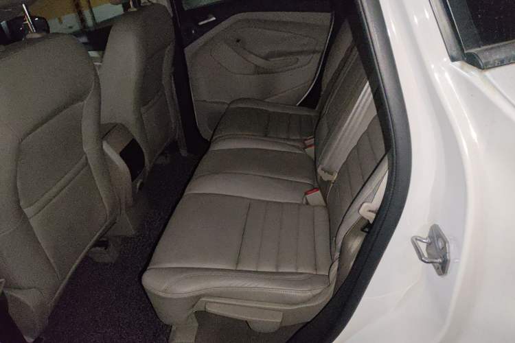 Used Ford Kuga 2013 1.6L GTDi 4x4 Elite Model
