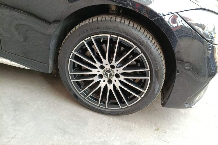 Used Mercedes-Benz C-Class 2024 Restyled C-Class 260 L Sport Edition Right Front Wheel Hub