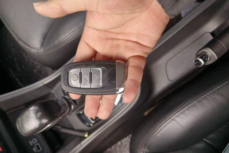 Used Roewe 360 2015 1.5L Automatic Luxury Edition
