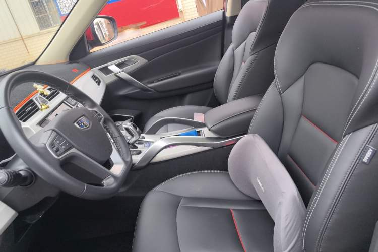 Used Geely Auto Emgrand X7 Sport 2020 1.8TD DCT Two-Wheel Drive Smart Connect 4G-Enabled Version
