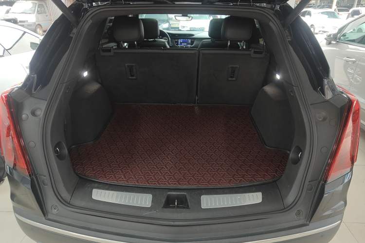 Used Cadillac XT5 2021 28T Luxury Model