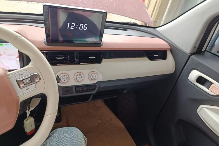 Used Chery New Energy QQ Ice Cream 2022 Taohuanxi Sweet Peach Edition