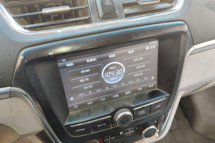 Used Jinbei New Hiace X30L 
