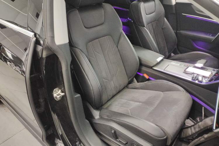 Used Audi A7L 2024 45 TFSI Luxury Edition