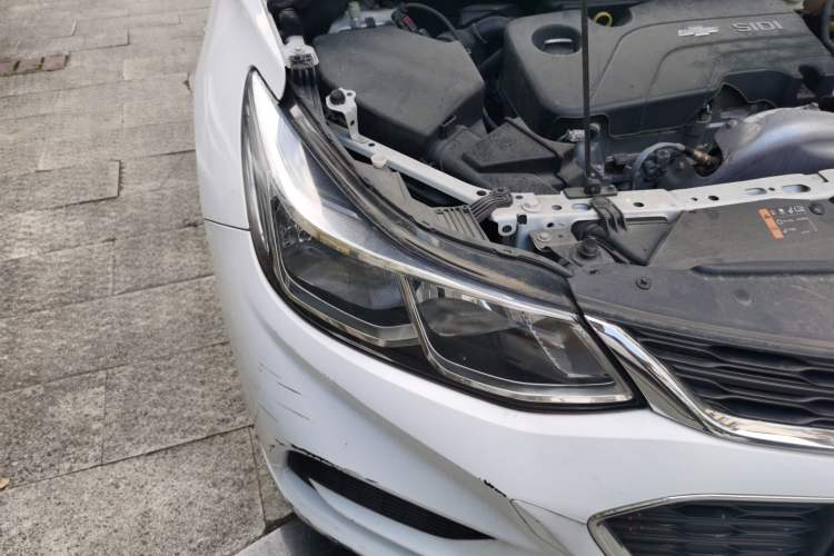 Used Chevrolet Cruze 2017 1.5L Automatic Pioneer Sunroof Edition