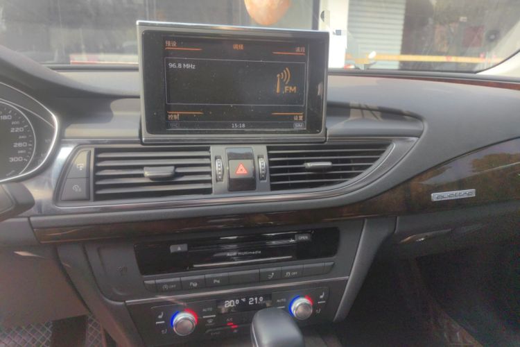 Used Audi A7 2018 50 TFSI quattro Comfort Model Audio And AC Panel