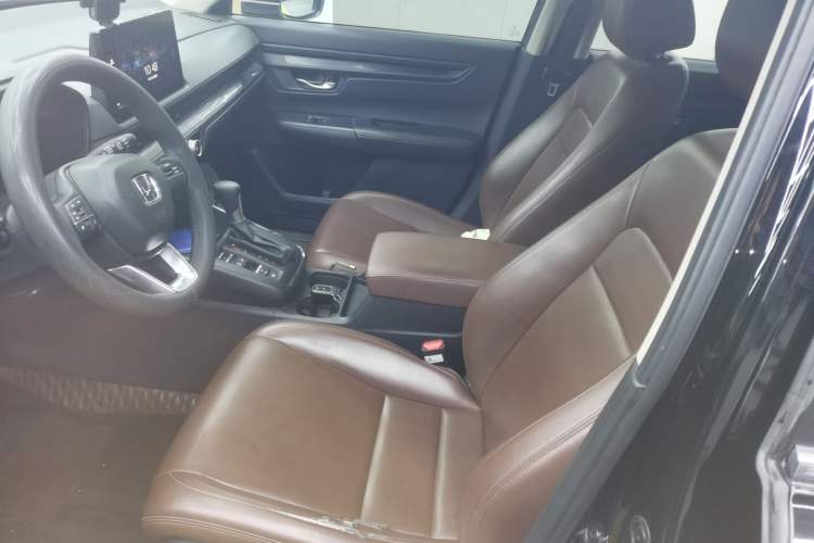 Used Honda CR-V 2023 240TURBO Two-Wheel Drive Active Version 5 Seats Left Front Seat