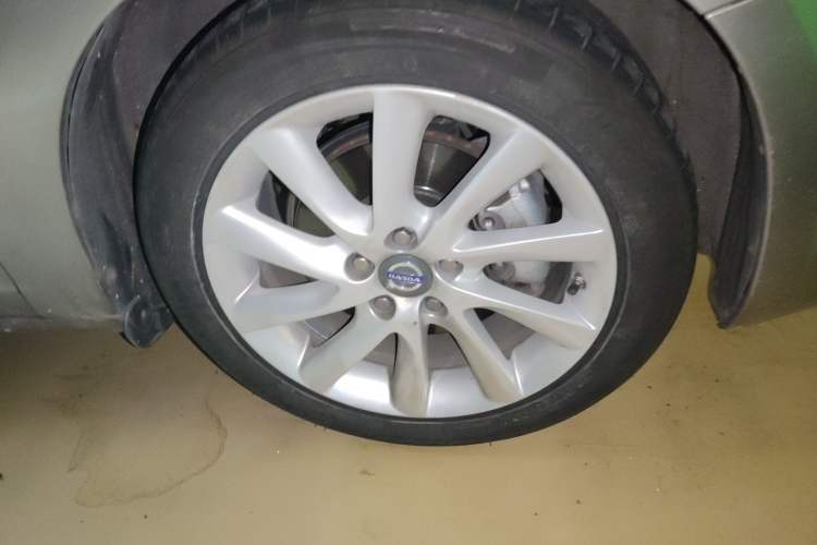 Used Volvo V60 2014 T5 Zhiyi Edition