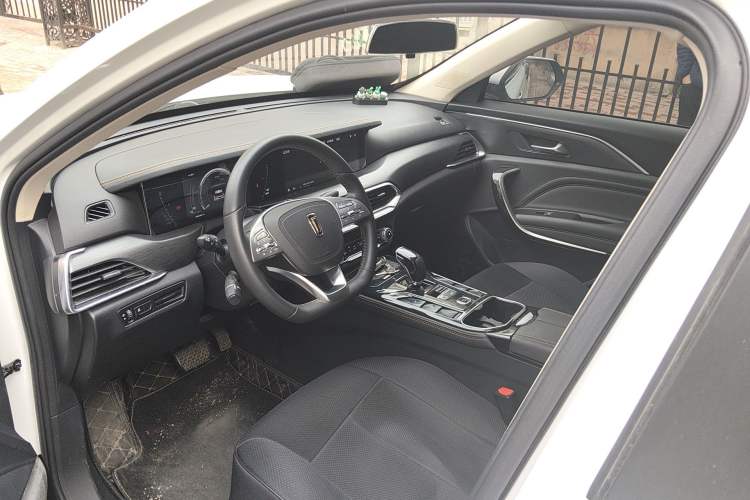 Used Bestune T77 2020 PRO 280 TID Automatic Luxury Model Left Front Seat