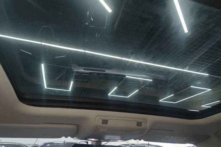 Used Volkswagen Magotan GTE Plug-in Hybrid 2022 GTE Luxury Model Headliner