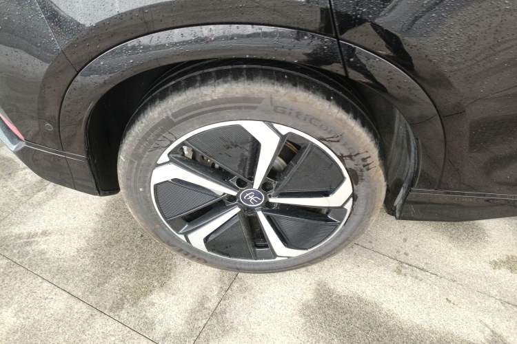 Used BYD Song L EV 2025 Intelligent Driving Version 662 km LiDAR Excellence Edition