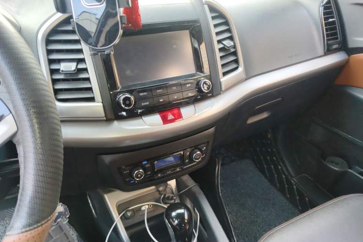 Used JAC Group Refine S3 2014 1.5L CVT Luxury Smart Model Audio And AC Panel