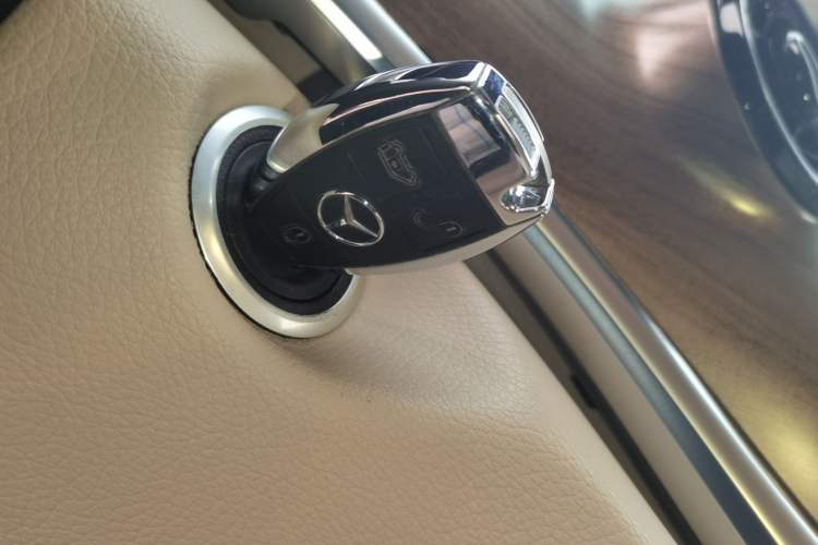 Used Mercedes-Benz V-Class 2020 V 260 Prestige Edition