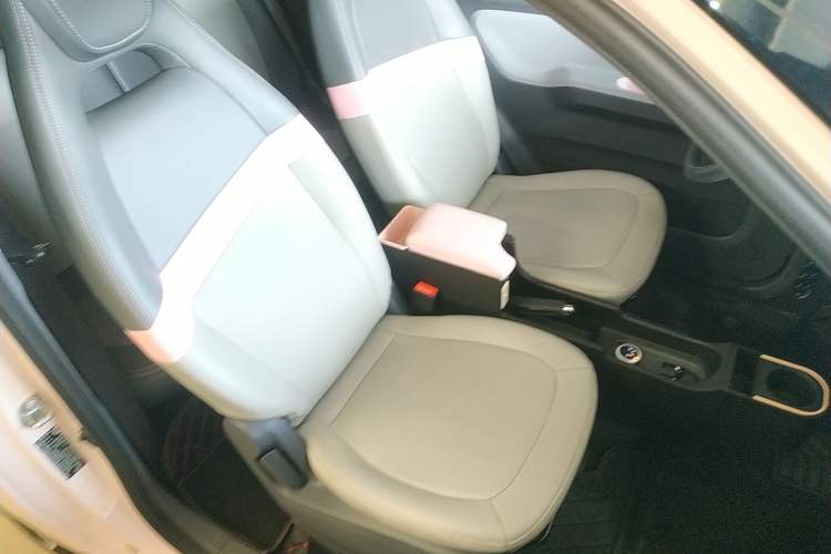 Used Wuling Hongguang MINIEV 2021 Macaron Premium Model – Lithium Iron Phosphate