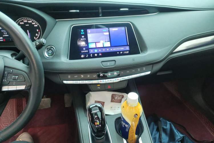 Used Cadillac XT4 2021 28T Two-Wheel Drive Tech Edition