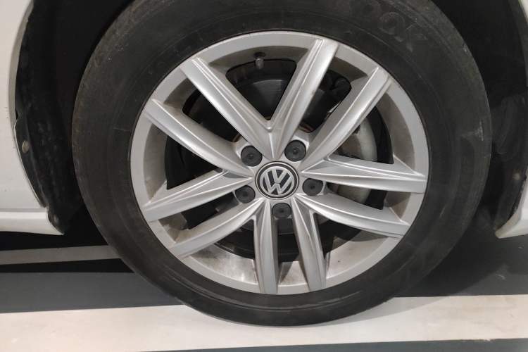 Used Volkswagen Golf 2019 200TSI DSG Comfort & Ambition Edition China VI Standard
