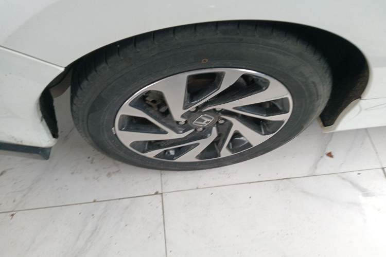 Used Honda Civic 2016 220TURBO CVT Luxury Edition Right Rear Wheel Hub