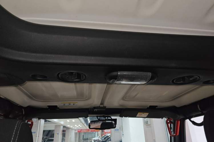 Used Jeep Wrangler 2014 3.0L Sahara Four-Door Edition