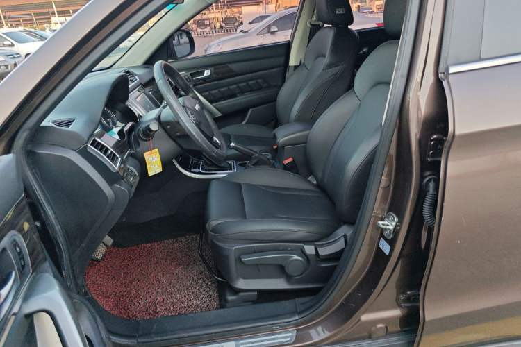 Used Haval H2 2016 Red Label 1.5T Automatic Two-Wheel Drive Elite Model
