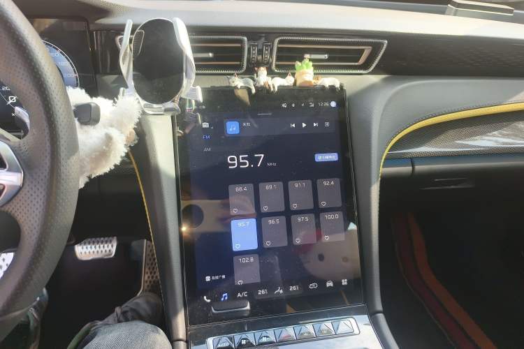 Used Hongqi H6 2023 2.0T ZhiShang Version