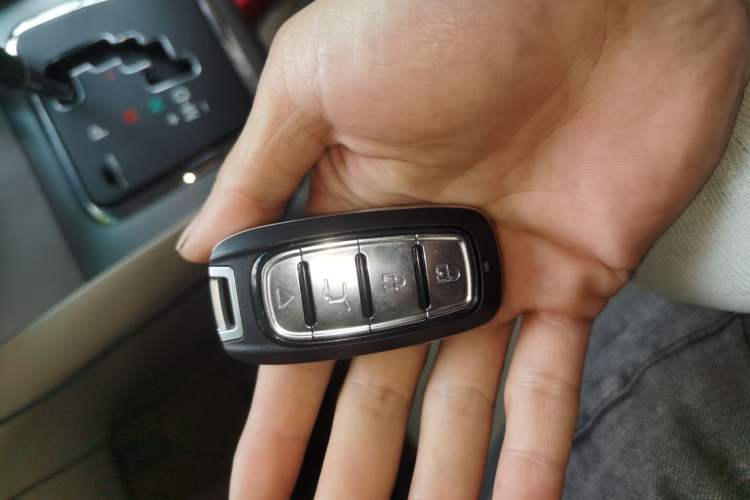 Used BYD S6 2011 2.4L Automatic Luxury Edition Vehicle Key