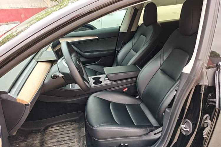 Used Tesla Model 3 2022 Rear-Wheel-Drive Version
