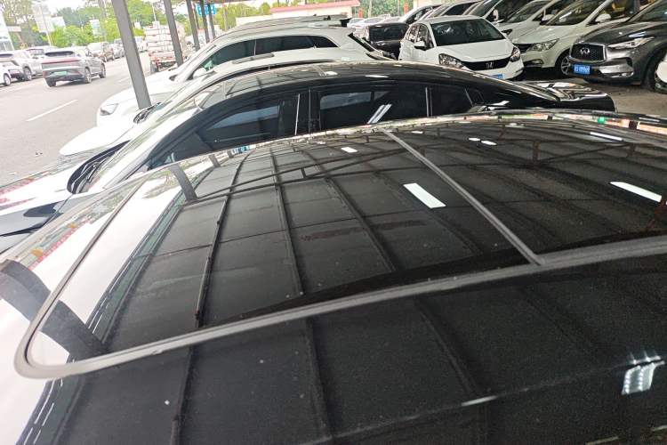 Used Volkswagen Magotan 2020 280TSI DSG Comfort Edition Roof