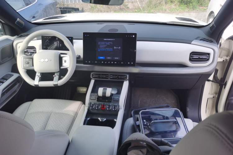 Used Formula Leopard Titanium 3 2025 501KM All-Wheel Drive Intelligent Driving Ultra Version