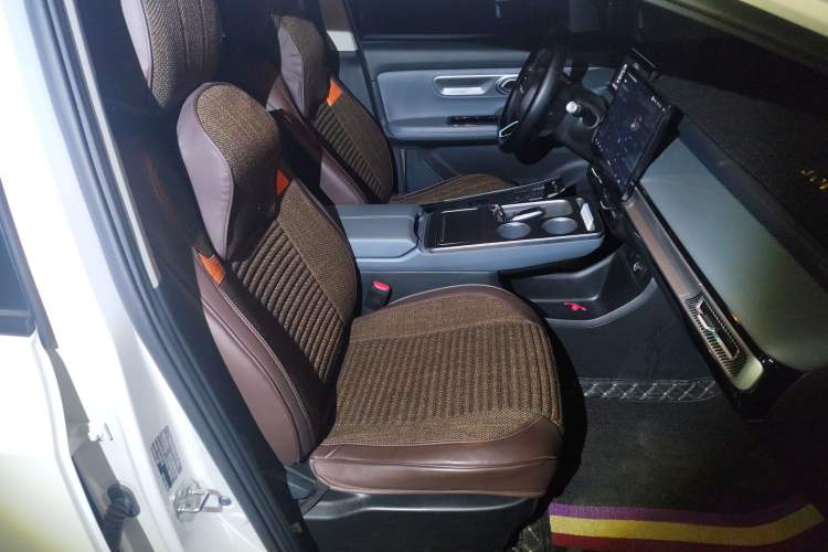 Used AION Y 2023 Younger
