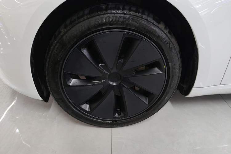 Used Tesla Model 3 2025 Model Revised Rear-Wheel-Drive Version
