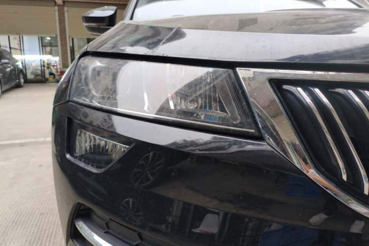 Used Skoda Karoq 2021 TSI280 Luxury Edition Right Front Headlight