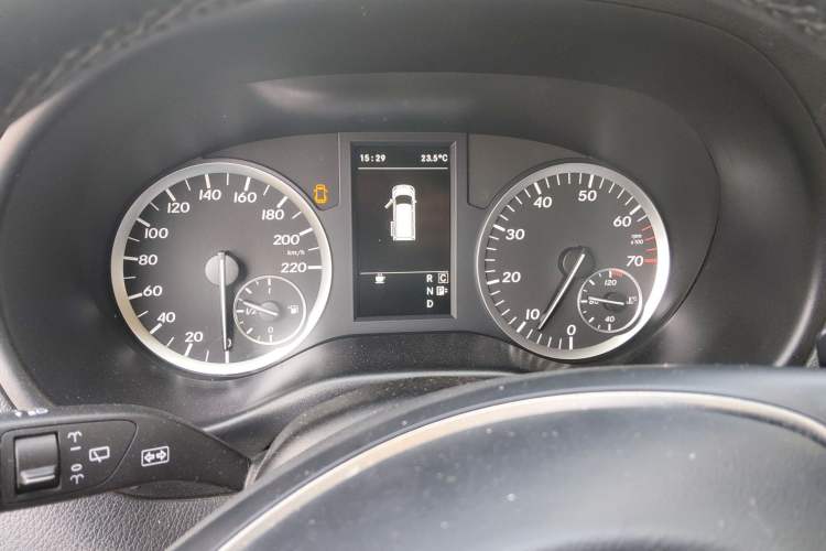 Used Mercedes-Benz Vito 2016 2.0T Business Edition