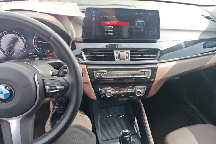 Used BMW X1 2021 Restyled sDrive25Li Leading Edition Audio And AC Panel