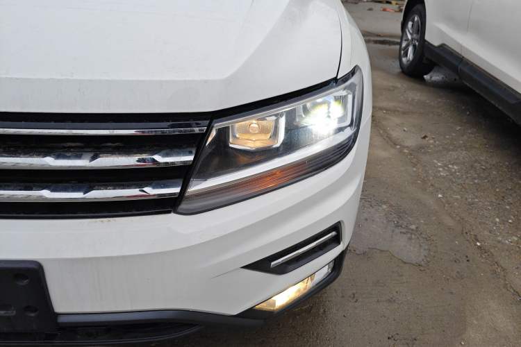 Used Volkswagen Tiguan L 2020 330TSI Automatic Two-Wheel Drive Smart Luxury Edition China VI Standard