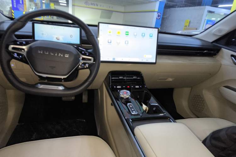 Used Wuling Xingguang 2023 150 Advanced Edition
