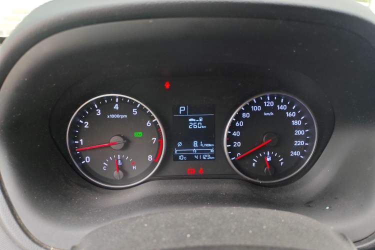 Used Hyundai Celesta 2018 1.6L Automatic GL Enjoyment Edition China VI compliant Instrument Cluster