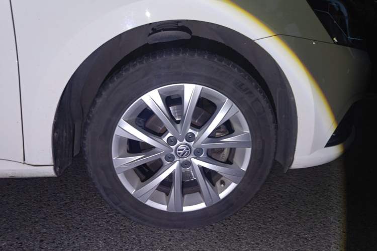 Used Volkswagen Lavida 2017 1.6L Automatic Comfort Edition