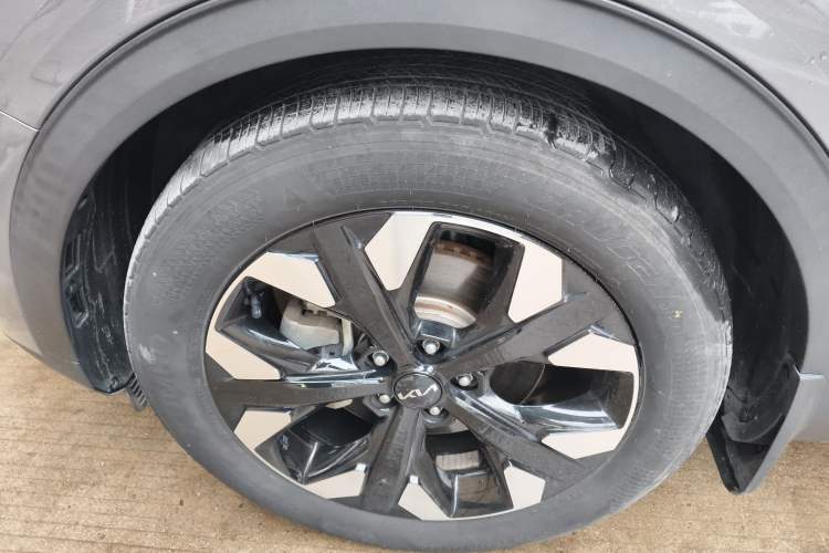 Used Kia Sportage (Chinese Domestic Model) 2023 2.0T Two-Wheel-Drive Prestige Edition
