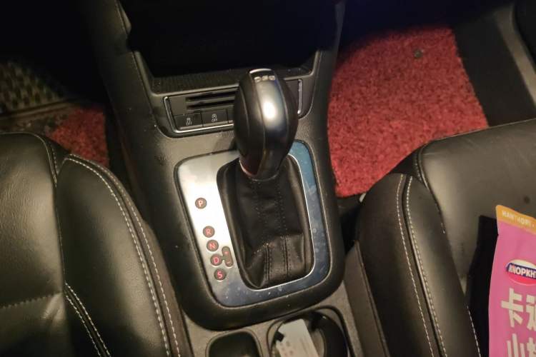 Used Volkswagen Tiguan L 2016 280TSI Automatic Two-Wheel Drive Silk Road Comfort Edition