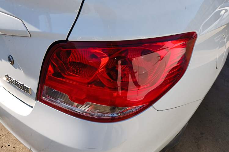 Used Chevrolet Sail 2015 Sail 3 1.5L Manual with Ideal Sunroof Edition