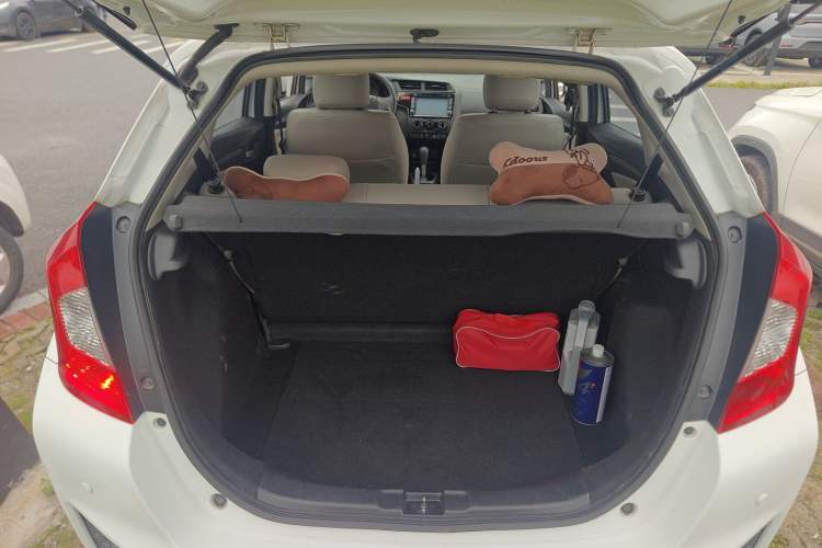 Used Honda Fit 2014 1.5L LX CVT Comfort Model Trunk