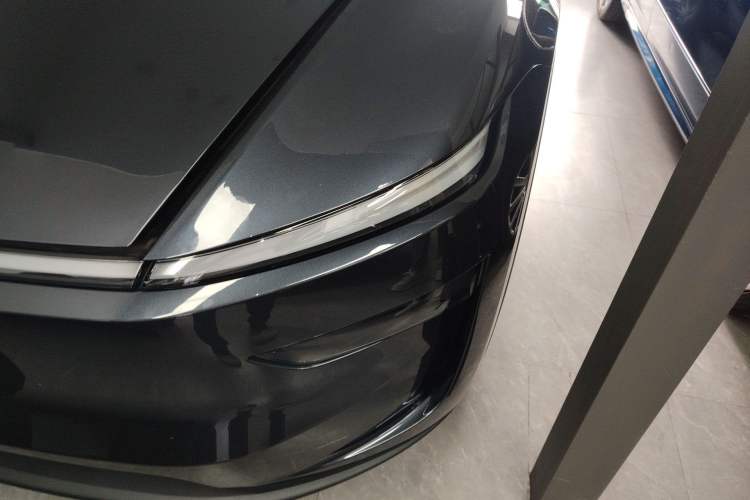 Used Tesla Model Y 2025 Rear-Wheel Drive First Edition Left Front Headlight