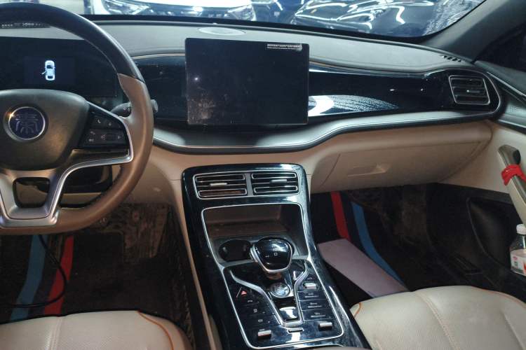 Used BYD Qin PLUS 2024 Honor Edition EV 420KM Leading Model
