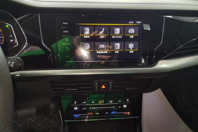 Used Volkswagen Passat 2025 Premium Version 380TSI Dragon Edition