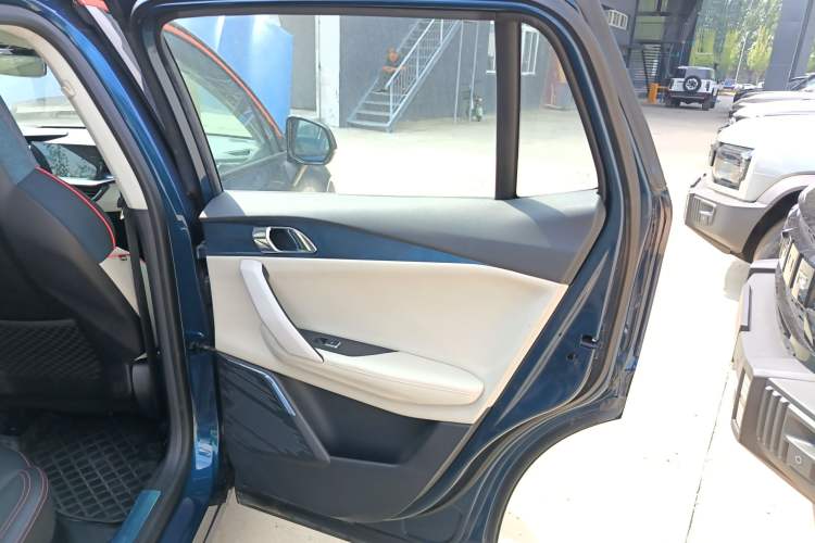 Used Lynk & Co 06 2020 1.5T YAO Halo